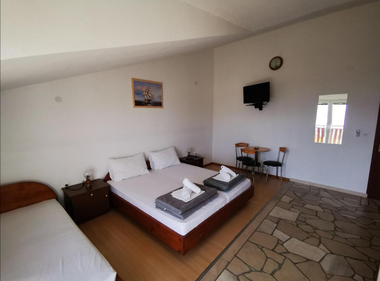 Škrip Apartments Plazibat المظهر الخارجي الصورة