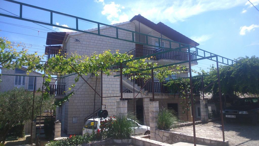 Škrip Apartments Plazibat المظهر الخارجي الصورة